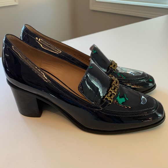 Tory Burch Patent Leather Chain-Link Accents Pumps - Picture 2 of 5